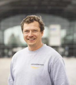 Geschäftsführer der Steinwerkhaus GmbH – Experte für Fliesen in München